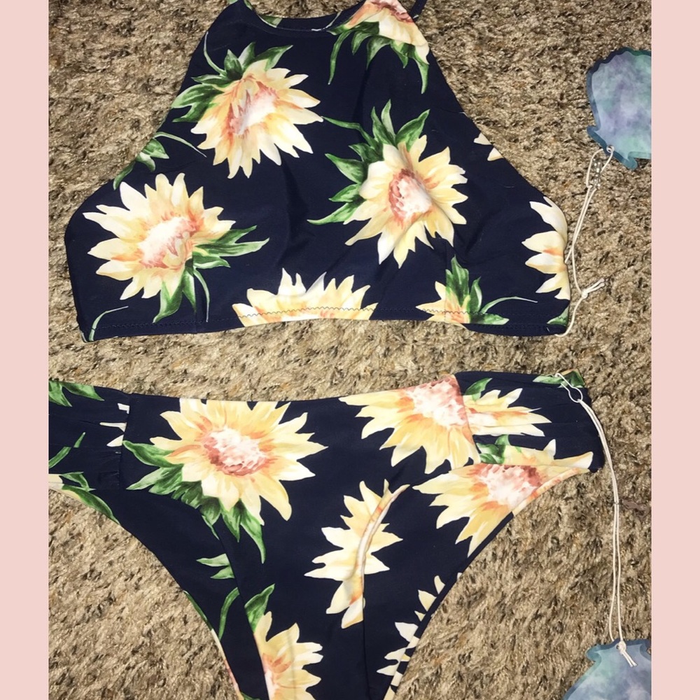 Show me your mumu NWT swim small